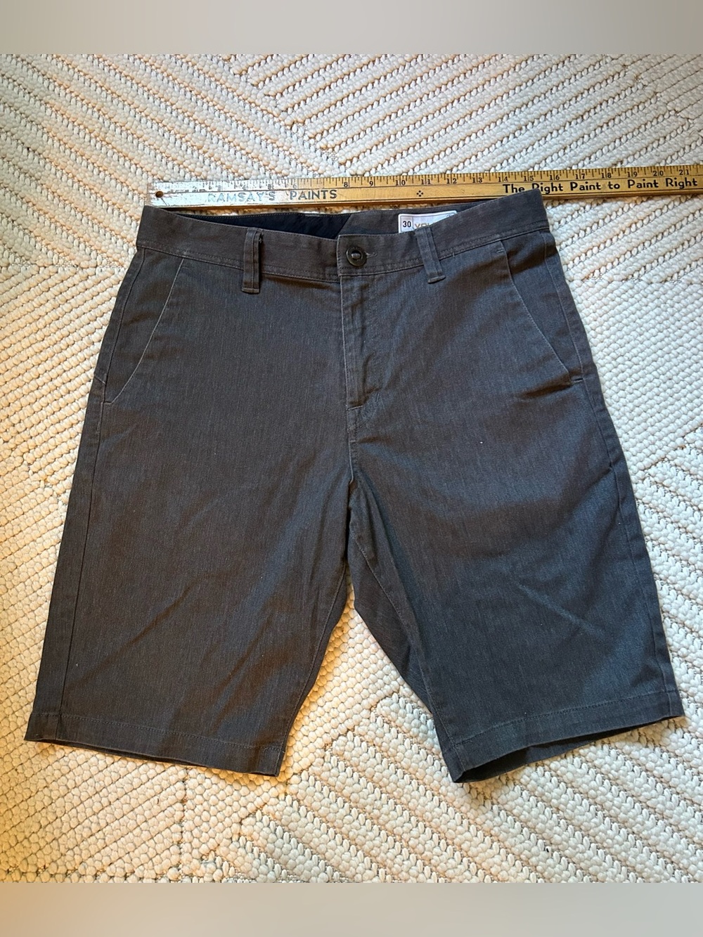 Volcom Frickin Modern Stretch Chino Shorts – Size 30